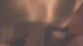 Любительское видео молодухи глубоко сосущей болт своему дружку