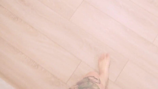 Не зря тёрлась о хер — дождалась струю кончи в слоу мо ??